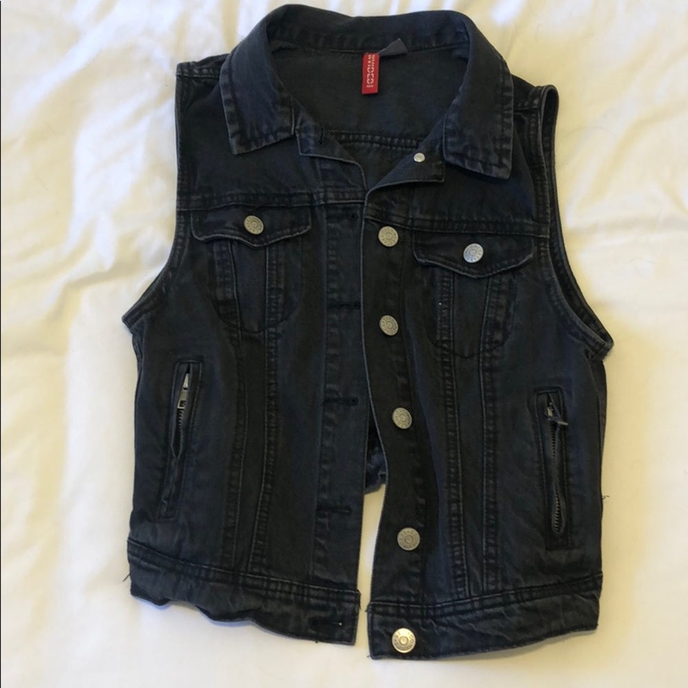 Black vest